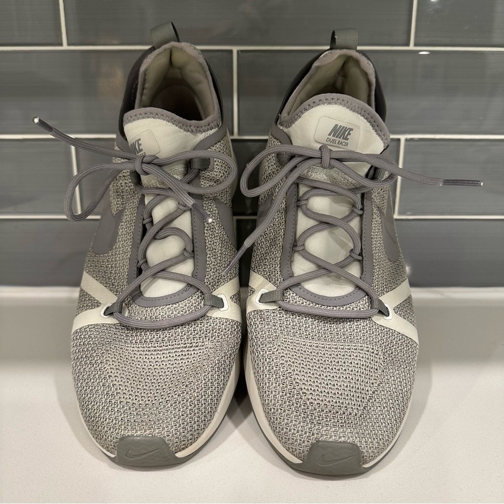 Nike Duel Racer Men’s Shoes - Picture 9 of 11